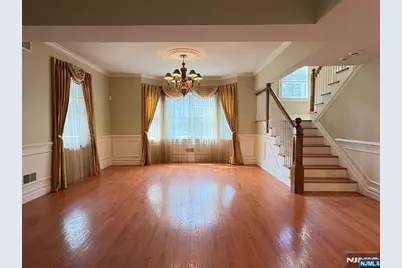 38 Walthery Avenue, Ridgewood, NJ 07450 - Photo 19