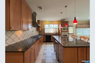 38 Walthery Avenue, Ridgewood, NJ 07450 - Photo 15