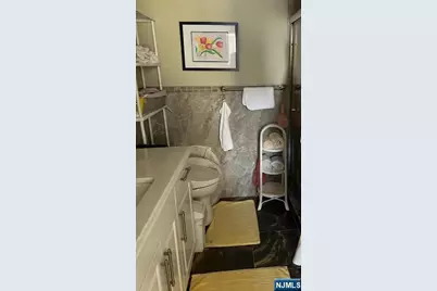 1055 River Road 501 #501, Edgewater, NJ 07020 - Photo 11