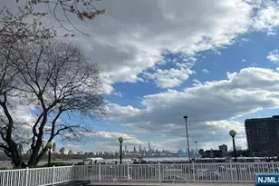 1055 River Road 501, Edgewater, NJ 07020 - Photo 17