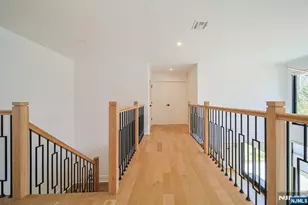 144 Village Cir, Paramus, NJ 07652 - Photo 33