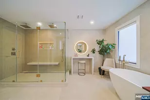 144 Village Cir, Paramus, NJ 07652 - Photo 41