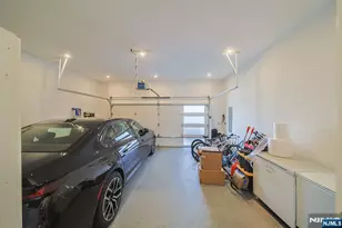 144 Village Cir, Paramus, NJ 07652 - Photo 19