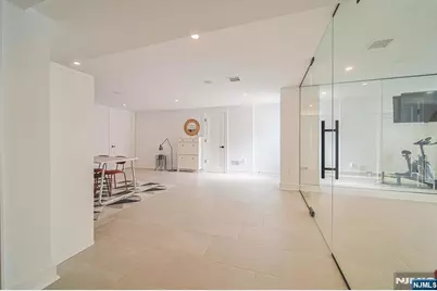 144 Village Circle, Paramus, NJ 07652 - Photo 25