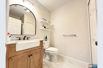 18 Independence Way J018 #J018, Edgewater, NJ 07020 - Photo 3