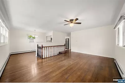 1423 13th Street, Fort Lee, NJ 07024 - Photo 7