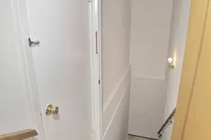 7 Tufts Ct, Paramus, NJ 07652 - Photo 35