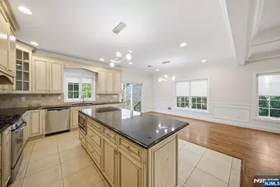 47 Sunset Lane A #A, Tenafly, NJ 07670 - Photo 17