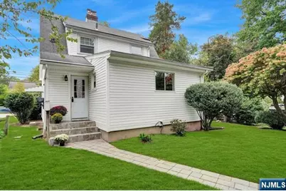 352 Durie Avenue, Closter, NJ 07624 - Photo 3