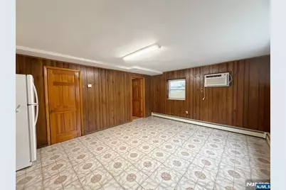 1622 John Street 2 #2, Fort Lee, NJ 07024 - Photo 5