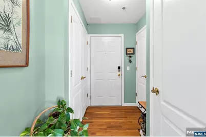 241 Union Street 302 #302, Hackensack, NJ 07601 - Photo 5