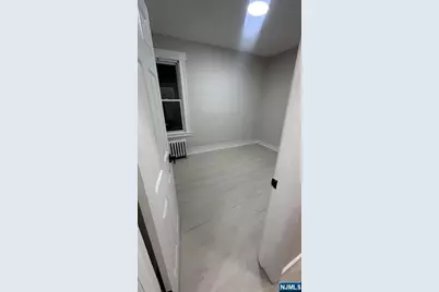 354 Dakota Street, Paterson, NJ 07503 - Photo 5