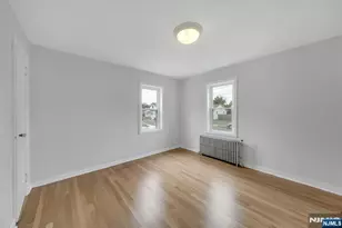 32 7th Ave, Manville, NJ 08835 - Photo 11