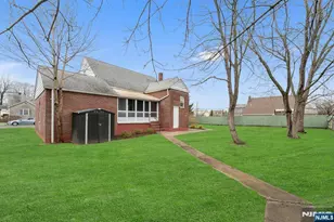 32 7th Ave, Manville, NJ 08835 - Photo 21