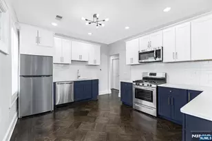 25 Waldo Ave, Bloomfield, NJ 07003 - Photo 3