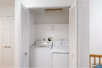 272 Highland Avenue, Palisades Park, NJ 07650 - Photo 37