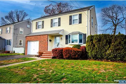 75 17th Avenue, Elmwood Park, NJ 07407 - Photo 3