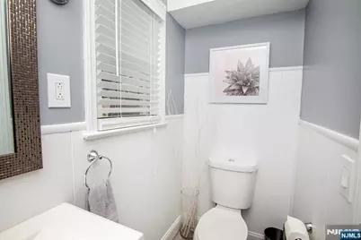 75 17th Avenue, Elmwood Park, NJ 07407 - Photo 7