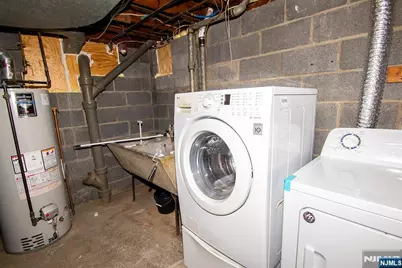 75 17th Avenue, Elmwood Park, NJ 07407 - Photo 23