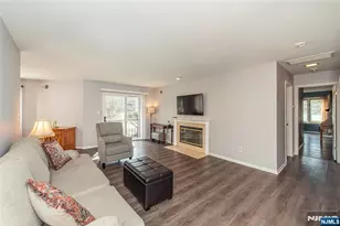 2 Tulip Crescent 1A, Little Falls Township, NJ 07424 - Photo 13