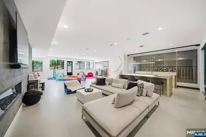 187 Hudson Avenue, Tenafly, NJ 07670 - Photo 27