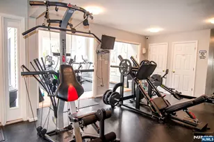 507 Windsor Dr 107, Palisades Park, NJ 07650 - Photo 27