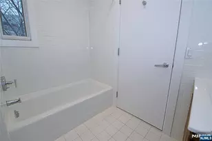 11 Vela Way, Edgewater, NJ 07020 - Photo 27