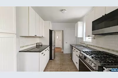 33 Norwood Place, Bloomfield, NJ 07003 - Photo 9