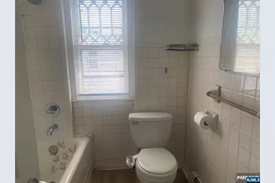 30 N Demarest Avenue, Bergenfield, NJ 07621 - Photo 9