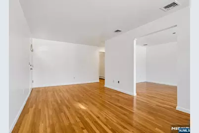 691 Hamilton Avenue B #B, Ridgefield, NJ 07657 - Photo 7