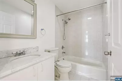 691 Hamilton Avenue B #B, Ridgefield, NJ 07657 - Photo 17