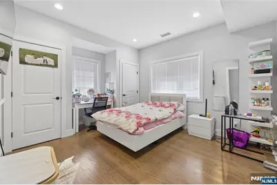 1 Hamilton Place, Tenafly, NJ 07670 - Photo 37