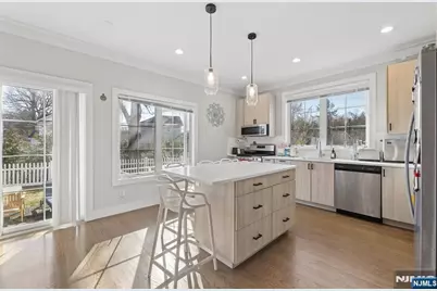 1 Hamilton Place, Tenafly, NJ 07670 - Photo 11