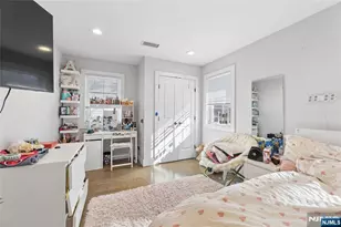 1 Hamilton Pl, Tenafly, NJ 07670 - Photo 41