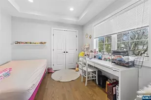 1 Hamilton Pl, Tenafly, NJ 07670 - Photo 35