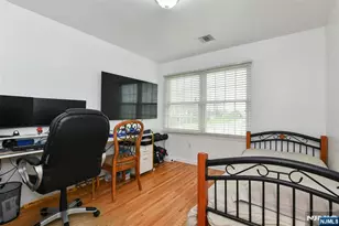 1 Lincoln Pl, Moonachie, NJ 07074 - Photo 17