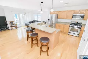 1 Lincoln Pl, Moonachie, NJ 07074 - Photo 5