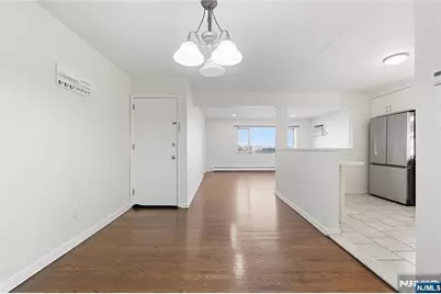201 Palisade Avenue, Cliffside Park, NJ 07010 - Photo 5