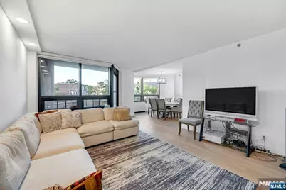 800 Palisade Avenue 109 #109, Fort Lee, NJ 07024 - Photo 11