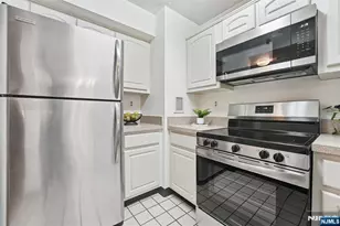 551 Observer Hwy 3L, Hoboken, NJ 07030 - Photo 5