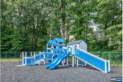 276 Great Smokey Lane, Mahwah, NJ 07430 - Photo 39