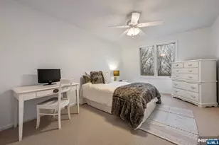 276 Great Smokey Ln, Mahwah, NJ 07430 - Photo 23