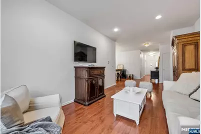 276 Great Smokey Lane, Mahwah, NJ 07430 - Photo 7