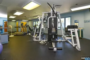 276 Great Smokey Ln, Mahwah, NJ 07430 - Photo 35