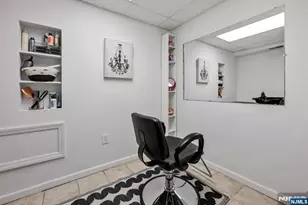 276 Great Smokey Ln, Mahwah, NJ 07430 - Photo 29