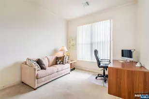 703 4 Seasons Dr, Wayne, NJ 07470 - Photo 17