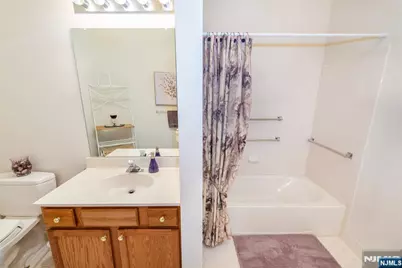 703 Four Seasons Drive, Wayne, NJ 07470 - Photo 21