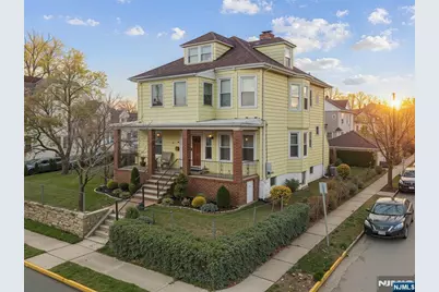 287 Hornblower Avenue 1F #1F, Belleville, NJ 07109 - Photo 1