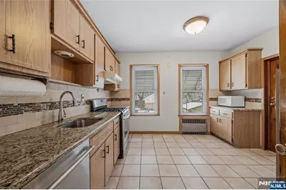 287 Hornblower Avenue 1F #1F, Belleville, NJ 07109 - Photo 7