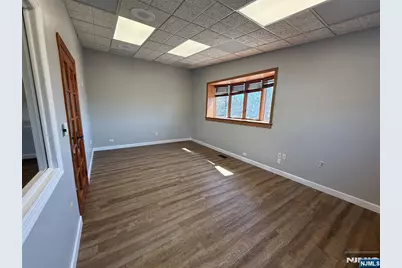 209 Cooper Avenue Suite 7 #Suite 7, Montclair, NJ 07043 - Photo 3